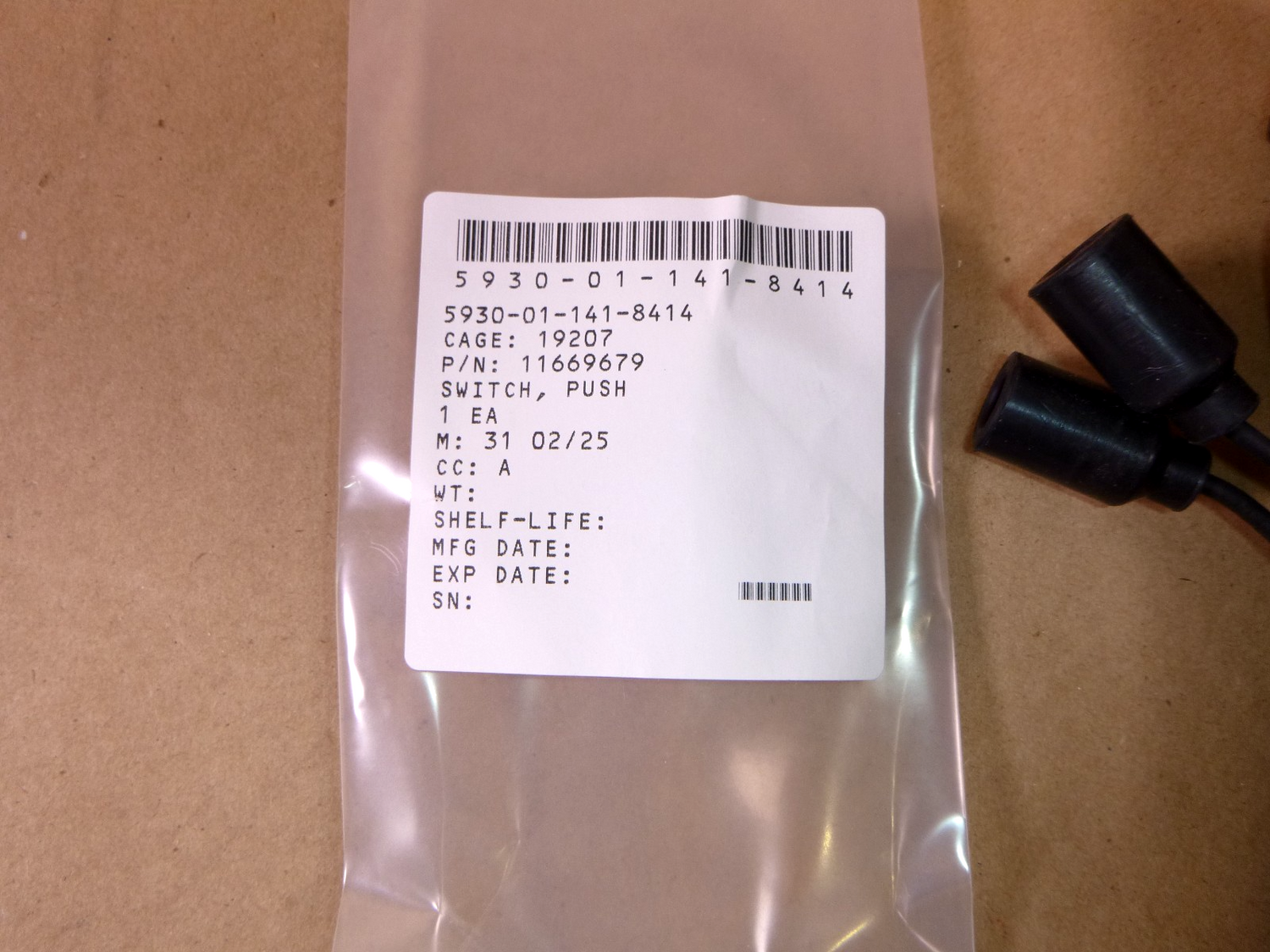 USGI M939 Series Truck Transfer Case Push Switch K-1013-501, 5930-01-141-8414 | Genuine M35 Military Truck Parts and M939 Cargo Truck Surplus Parts