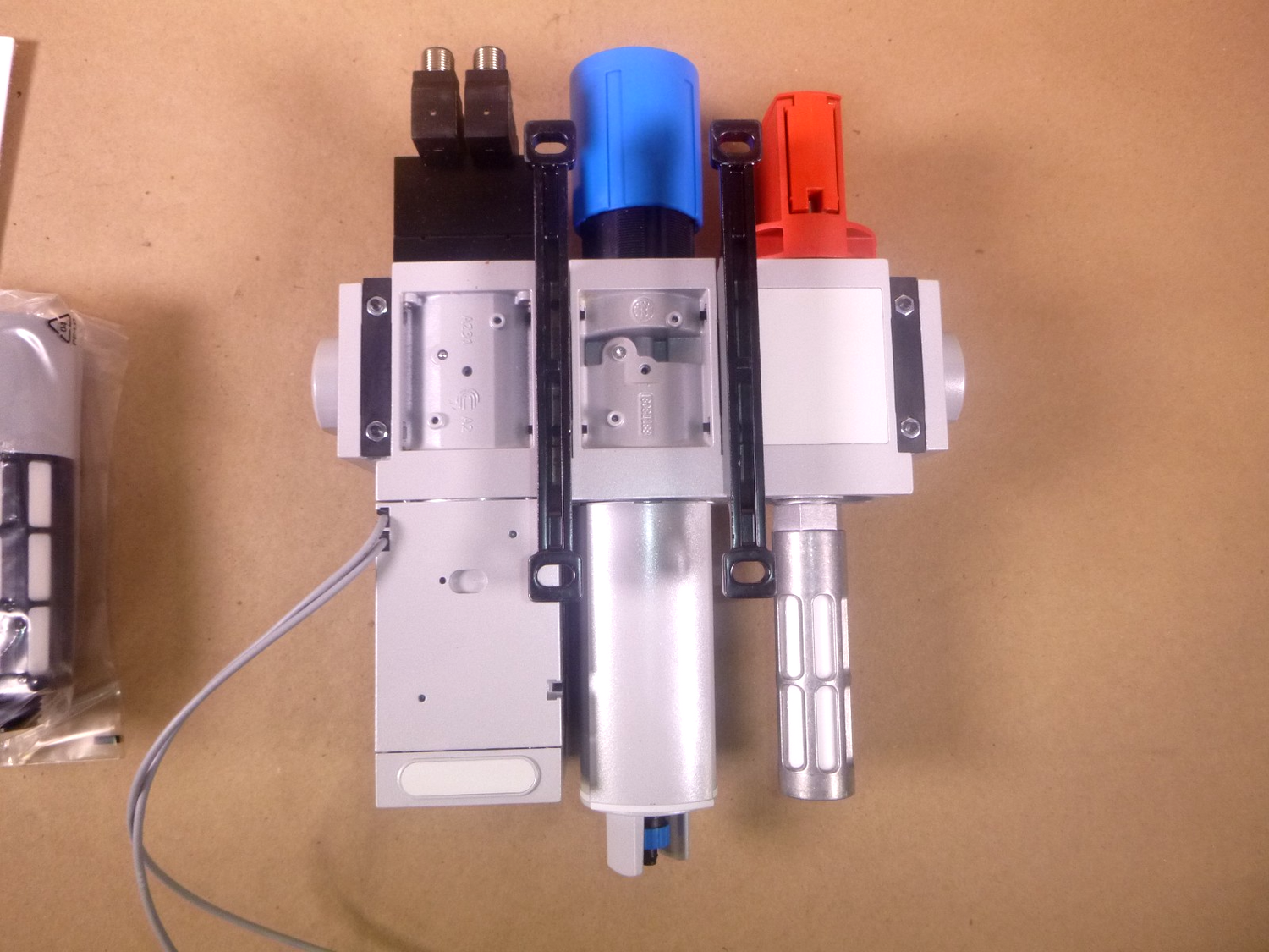 Festo MS6 Service Unit Combination ON/OFF - Regulator - Soft Start Quick Exhaust | Industrial MRO Replacement Parts, Manufacturing Machine Parts &amp; Components, Heavy Equipment Parts Supplier