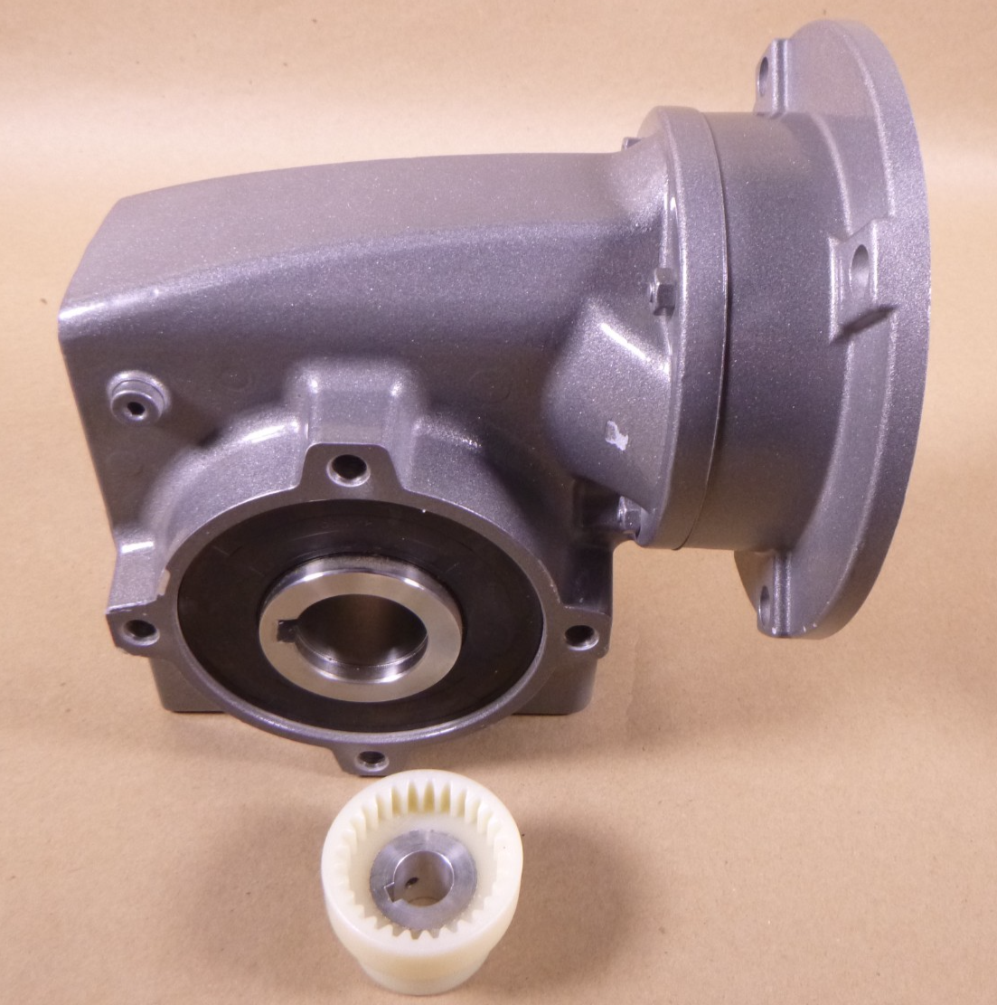 1SMI63AZD-N56C Nord Right Angle 1-7/16 Hollow Shaft Reducer 25:1 Ratio 56C Input | Industrial Electric Motors, Pumps &amp; Parts