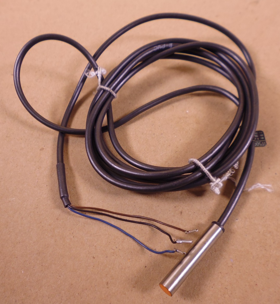 (LOT OF 5) IFM Efector IT5003 Inductive Sensor ITB3001-ANOG | Electrical MRO Replacement Parts &amp; Components and Commercial Electrical Supplies Company