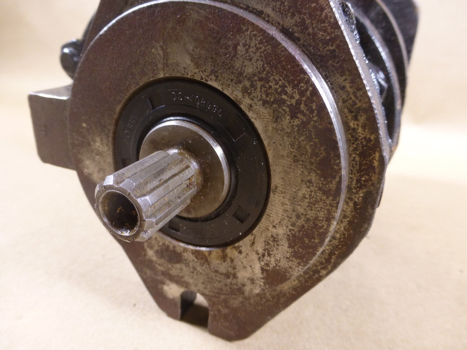 Haldex Hydraulic Gear Pump P1-GT20W-1T4S1-B19A61L 2106092 CPN-3075037 GT20W | Replacement Truck Parts, Trailer Accessories, Automobile Supplies, Car Parts &amp; Accessories