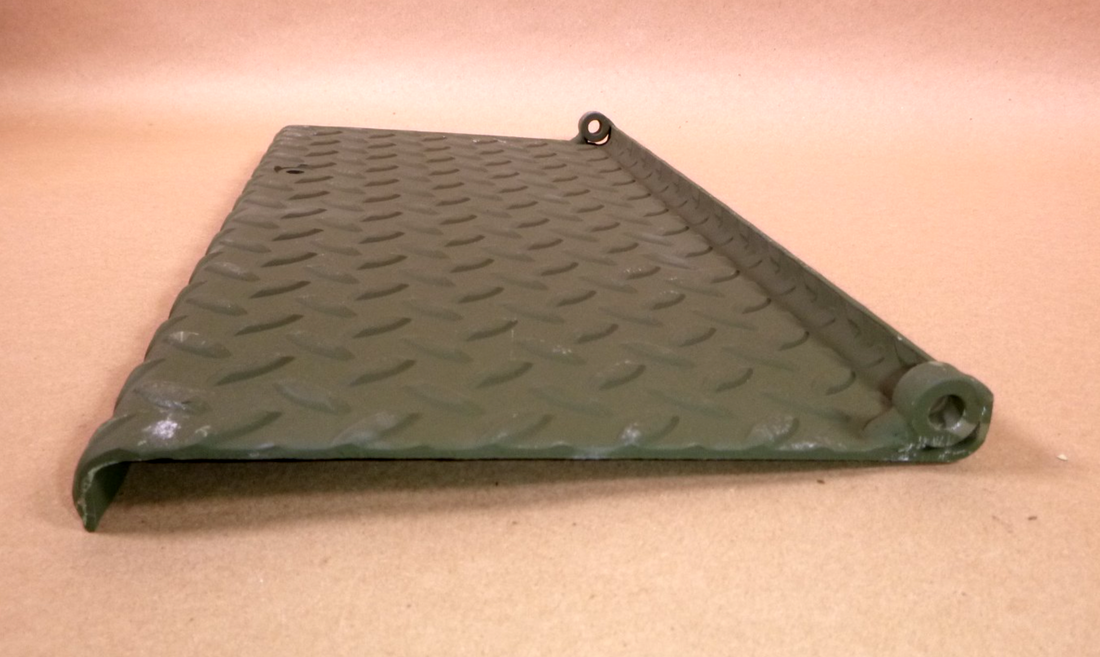 USGI M1080 LMTV (LH) Metalic Non-Skid Step Plate 12417766, 2510-01-375-1673 | Genuine FMTV Replacement Parts, LMTV Parts For Sale and Military Surplus Medium Tactical Vehicle Parts &amp; Components