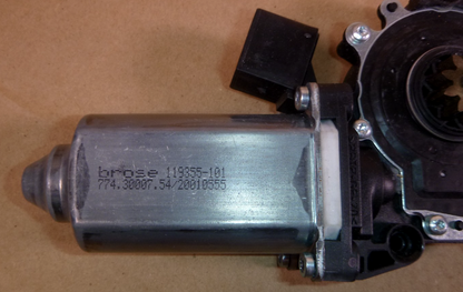 Mercedes Benz OEM Actros MP1 Window Regulator Motor A0058209342 Made in Germany | Replacement Truck Parts, Trailer Accessories, Automobile Supplies, Car Parts &amp; Accessories