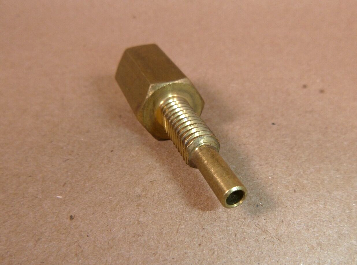 USGI New Window Washer Nozzle 8034801, 2540-01-511-5717 For JLG Trak Int. | Industrial Tractor Parts Supplier and Surplus Tractor Parts &amp; Accessories