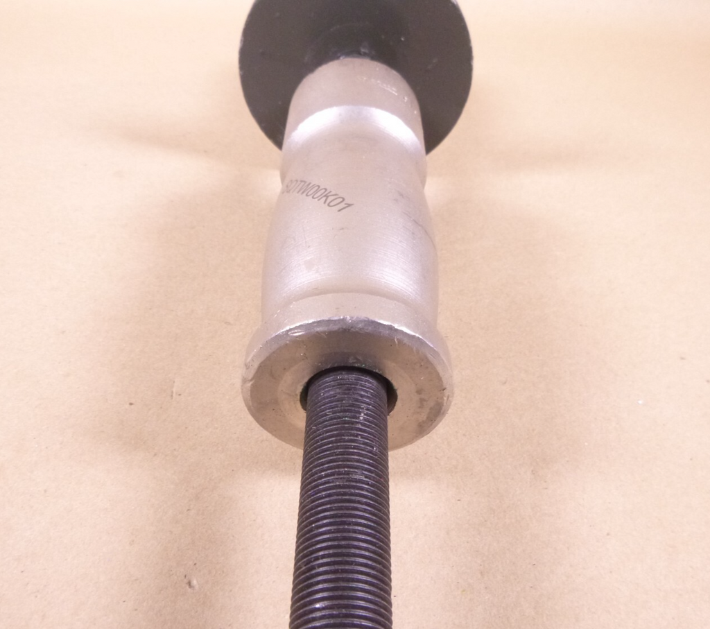 Snap On CJ105-4 Slide Screw With CJ97-3 Slide Hammer 3-3/4 Lbs. | Industrial MRO Tools and Replacement Industrial Equipment Components