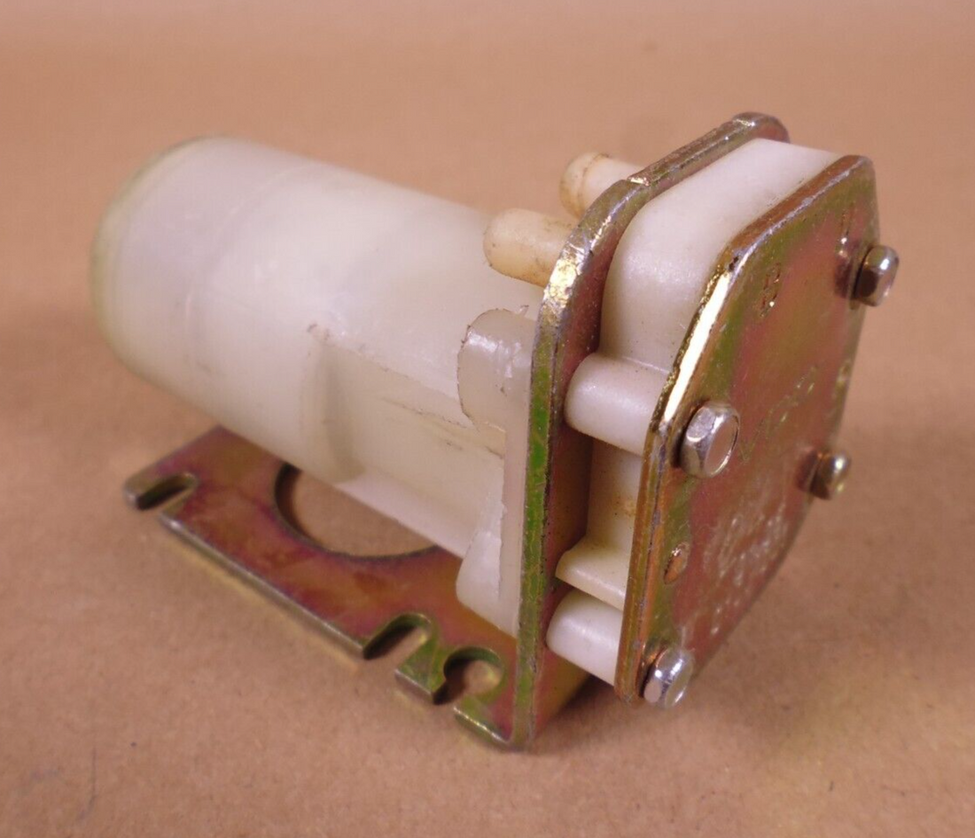 VDO Windshield Washer Pump 246-075-010-001 24V , 2540-01-547-6642 | Replacement Truck Parts, Trailer Accessories, Automobile Supplies, Car Parts &amp; Accessories