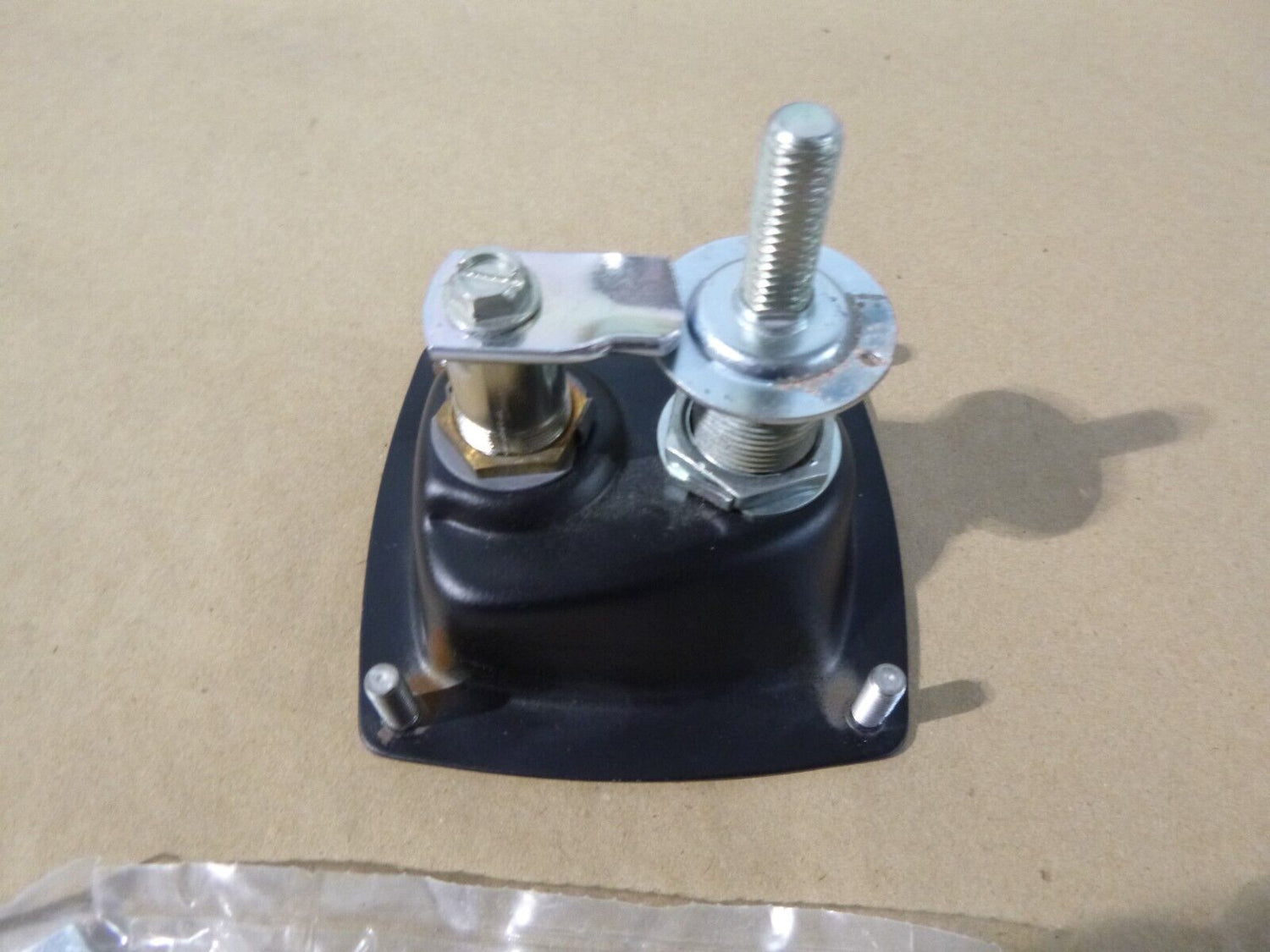 Doosan 6909609 For Bobcat Versahandlers Engine Compartment Latch Handle Assy. | Industrial Tractor Parts Supplier and Surplus Tractor Parts &amp; Accessories