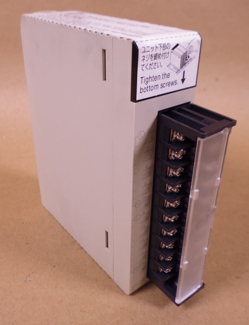 Omron CS1W-OC211 PLC Output Unit | Electrical MRO Replacement Parts &amp; Components and Commercial Electrical Supplies Company
