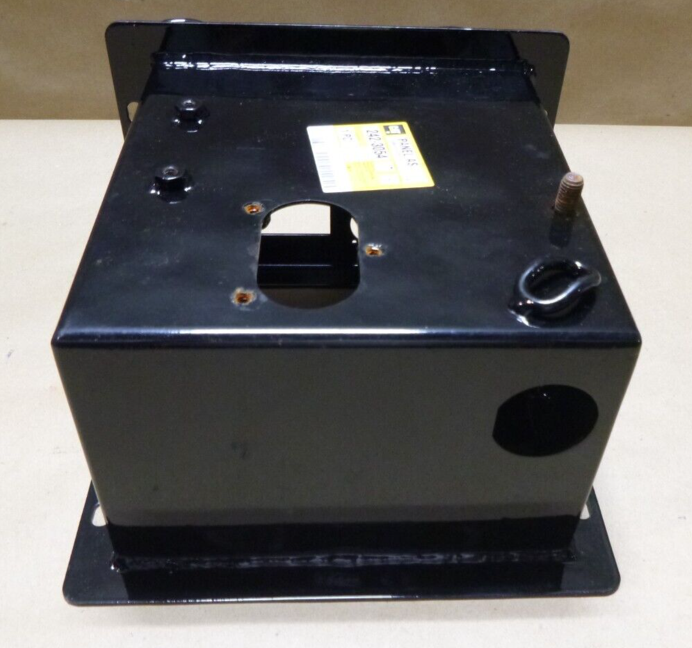 New Genuine Caterpillar Fuse Panel Junction Box 242-3054, 2423054 | Industrial Tractor Parts Supplier and Surplus Tractor Parts &amp; Accessories