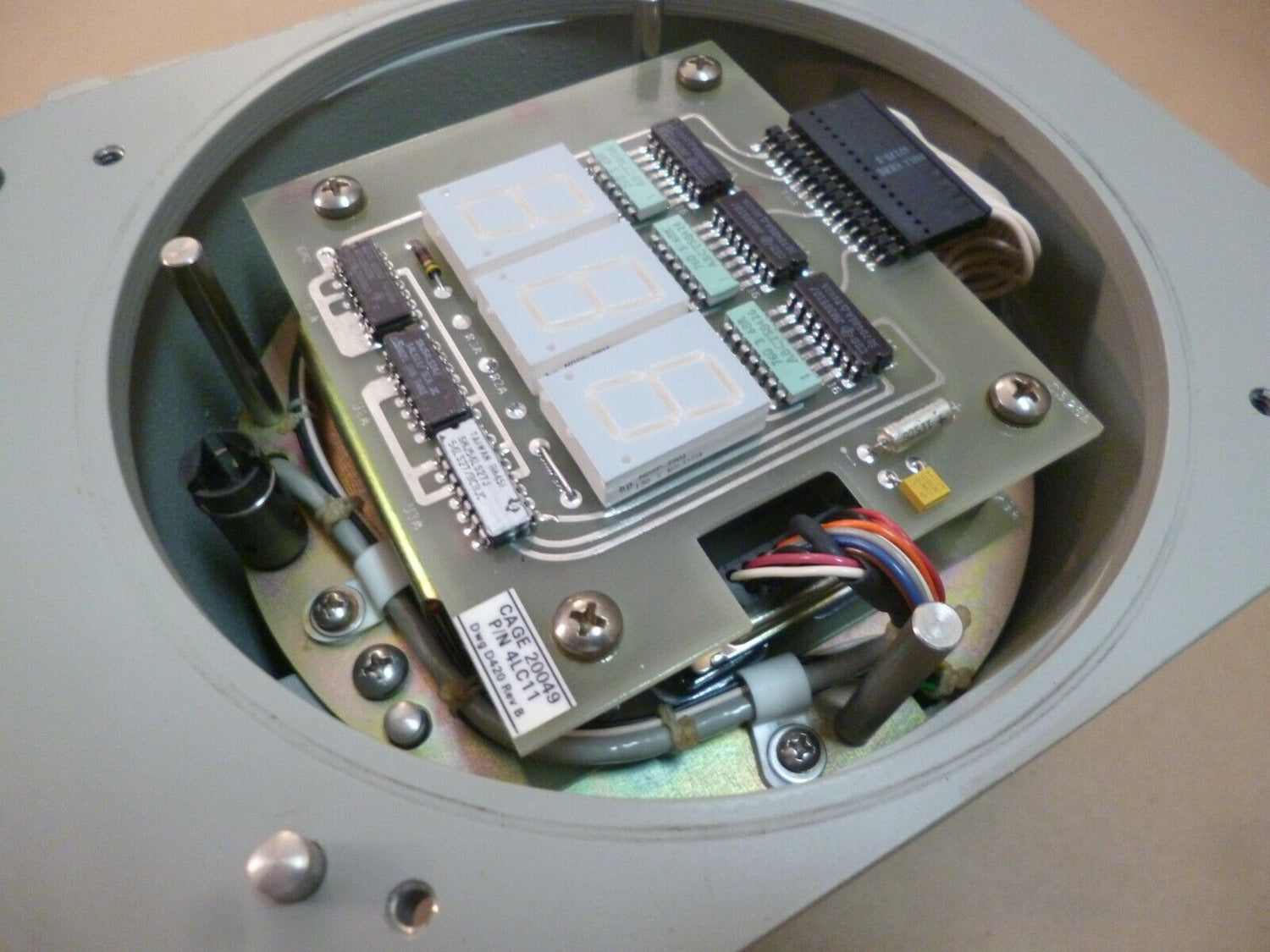 NAVAL SHIPS MARINE COURSE INDICATOR 4LCD1N , 6605-01-233-5221 , 115V , 400Hz *FOR PARTS* | Electrical MRO Replacement Parts &amp; Components and Commercial Electrical Supplies Company