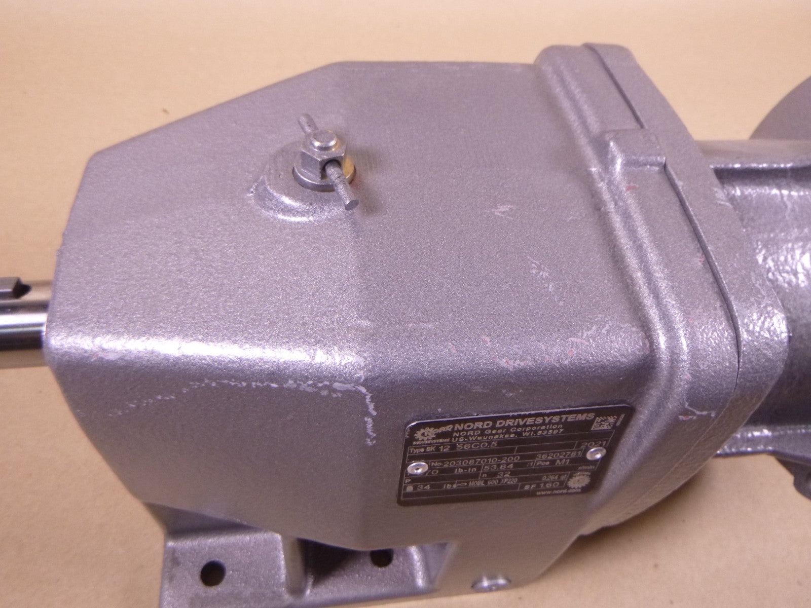 SK 12 56C0.5 Nord Gear Reducer, 970 lb-in, 53.84:1 Ratio, 32RPM, 1" Output Shaft | Industrial Electric Motors, Pumps &amp; Parts