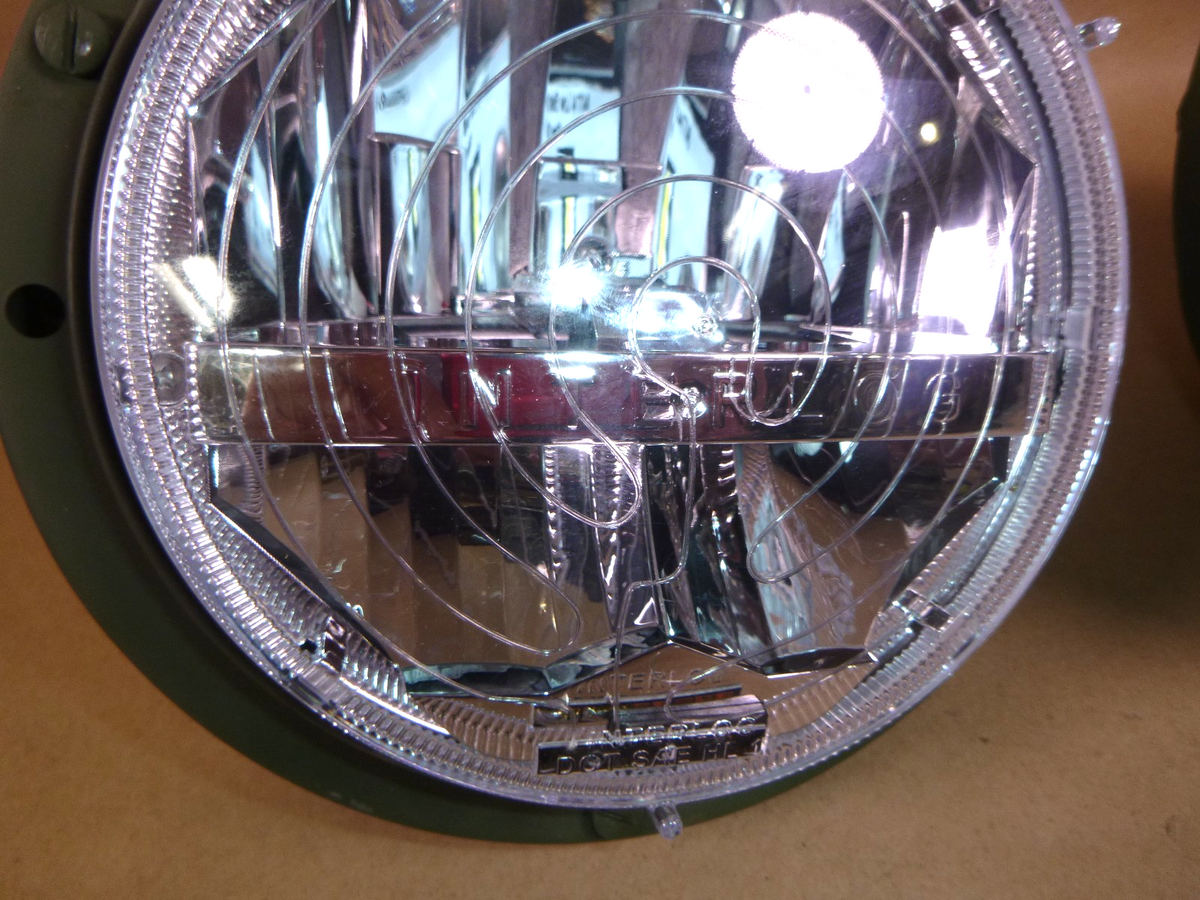 USGI (1 Pair) M998 Humvee 24 Volt Head Lights 7" LED W/ Green Housing 13013616