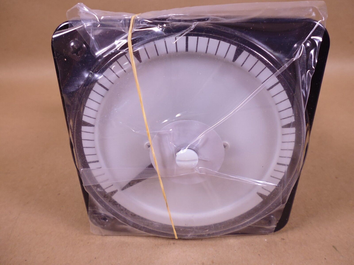 Yokogawa 103131LSZZ7 AC Ammeter 0-5A 40/70HZ AB40 103-131-LSUE 6625-01-386-5185 | Industrial MRO Replacement Parts, Manufacturing Machine Parts &amp; Components, Heavy Equipment Parts Supplier