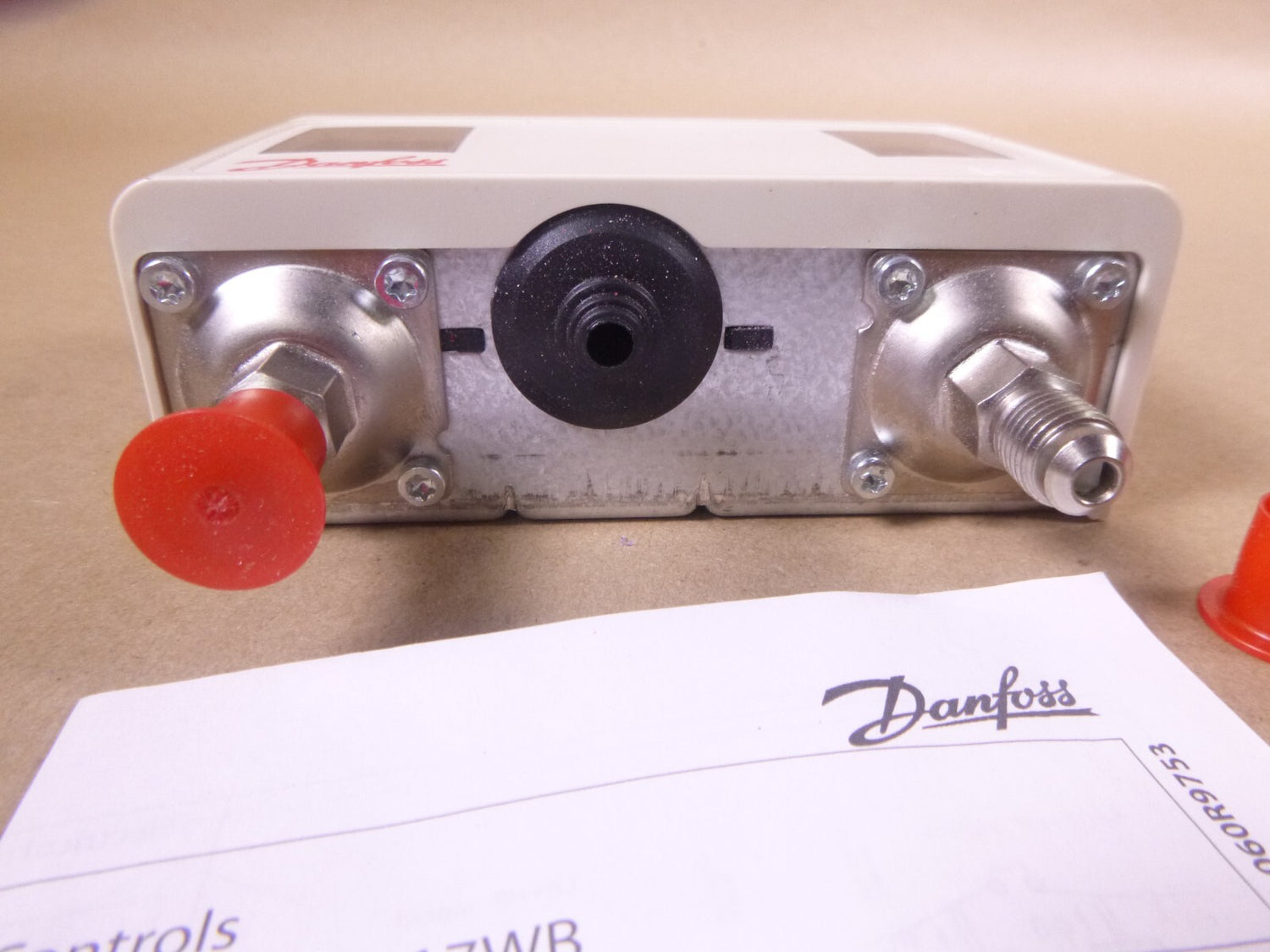 Danfoss KP15 Dual Pressure Switch 060-124166 For A/C &amp; Refrigeration System | Industrial MRO Replacement Parts, Manufacturing Machine Parts &amp; Components, Heavy Equipment Parts Supplier