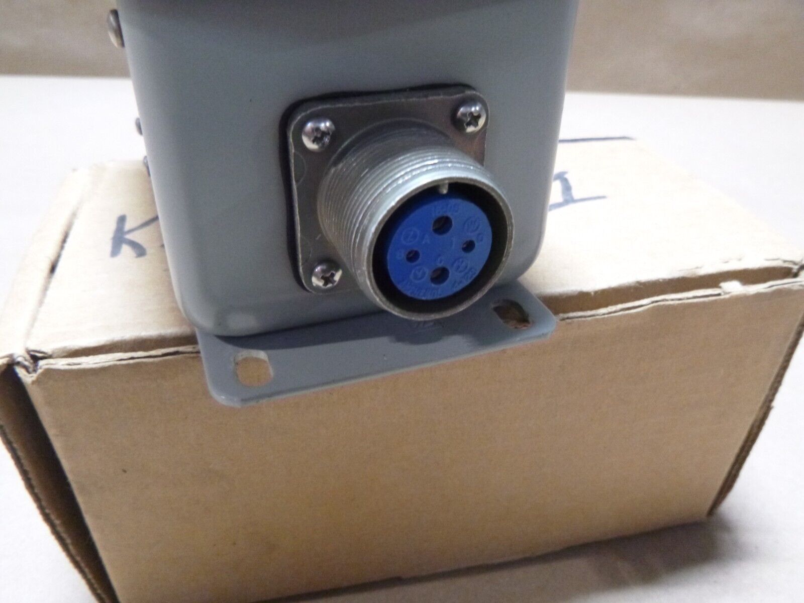 USGI Singer KS-12000-1 Heated Window Controller 220 Vac Single Phase 10 Amp | Electrical MRO Replacement Parts &amp; Components and Commercial Electrical Supplies Company