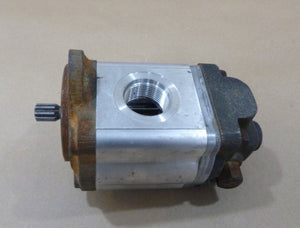 USGI FMTV M1080 Power Steering Pump 12414372-001 2530-01-494-5659 (For Parts)