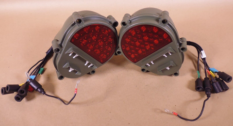 2x HMMWV FMTV Dialight TSTRR13T13 Rear Tail Light LED Green , 6220-01-482-6105