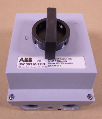 2CMA142001R1000 ABB BW 363 M/TPN Safety Switch 22kW 23A/440VAC 63A 22A/400VAC | Electrical MRO Replacement Parts & Components and Commercial Electrical Supplies Company