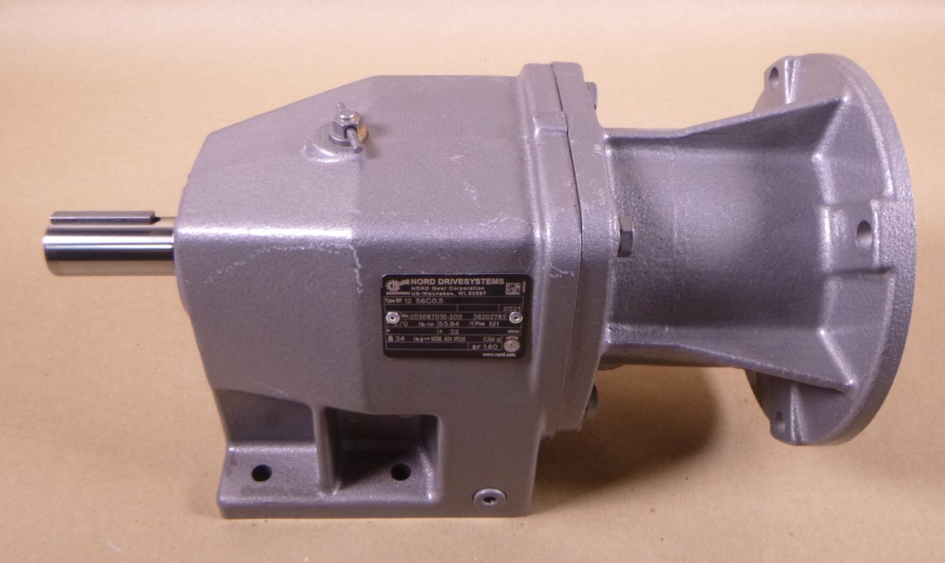 SK 12 56C0.5 Nord Gear Reducer, 970 lb-in, 53.84:1 Ratio, 32RPM, 1" Output Shaft | Industrial Electric Motors, Pumps &amp; Parts