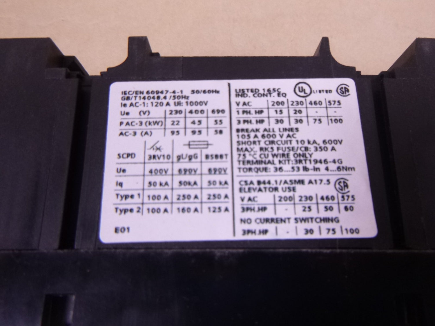 Siemens 3RT1046-1AK60 Contactor 3RT10461AK60 OEM 110V/120V 50/60HZ , 45kW 400V