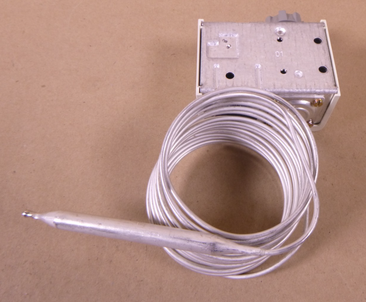 Danfoss 060L1168 Thermostat KP77 , +20 To +60 C Range, 3.5 To 10 Diff | Electrical MRO Replacement Parts &amp; Components and Commercial Electrical Supplies Company