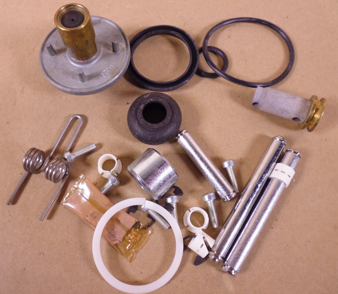 OEM Williams Controls R453M/N/100 WM453M/N/100 Series Treadle Valve Repair Kit | Industrial MRO Replacement Parts, Manufacturing Machine Parts &amp; Components, Heavy Equipment Parts Supplier