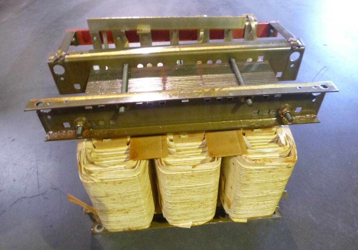 Square D Transformer 30T3H Open Type 30kVA, 3 Phase, 480V Delta Pri 208Y/120 Sec
