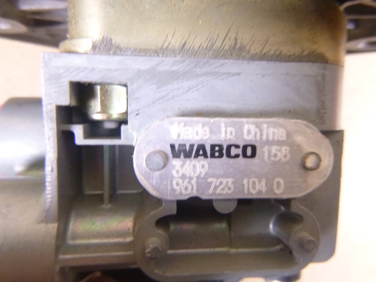 WABCO 9617231040 Hand Control Parking Brake Valve, MB P/N 002.430.79.81 | Replacement Truck Parts, Trailer Accessories, Automobile Supplies, Car Parts &amp; Accessories