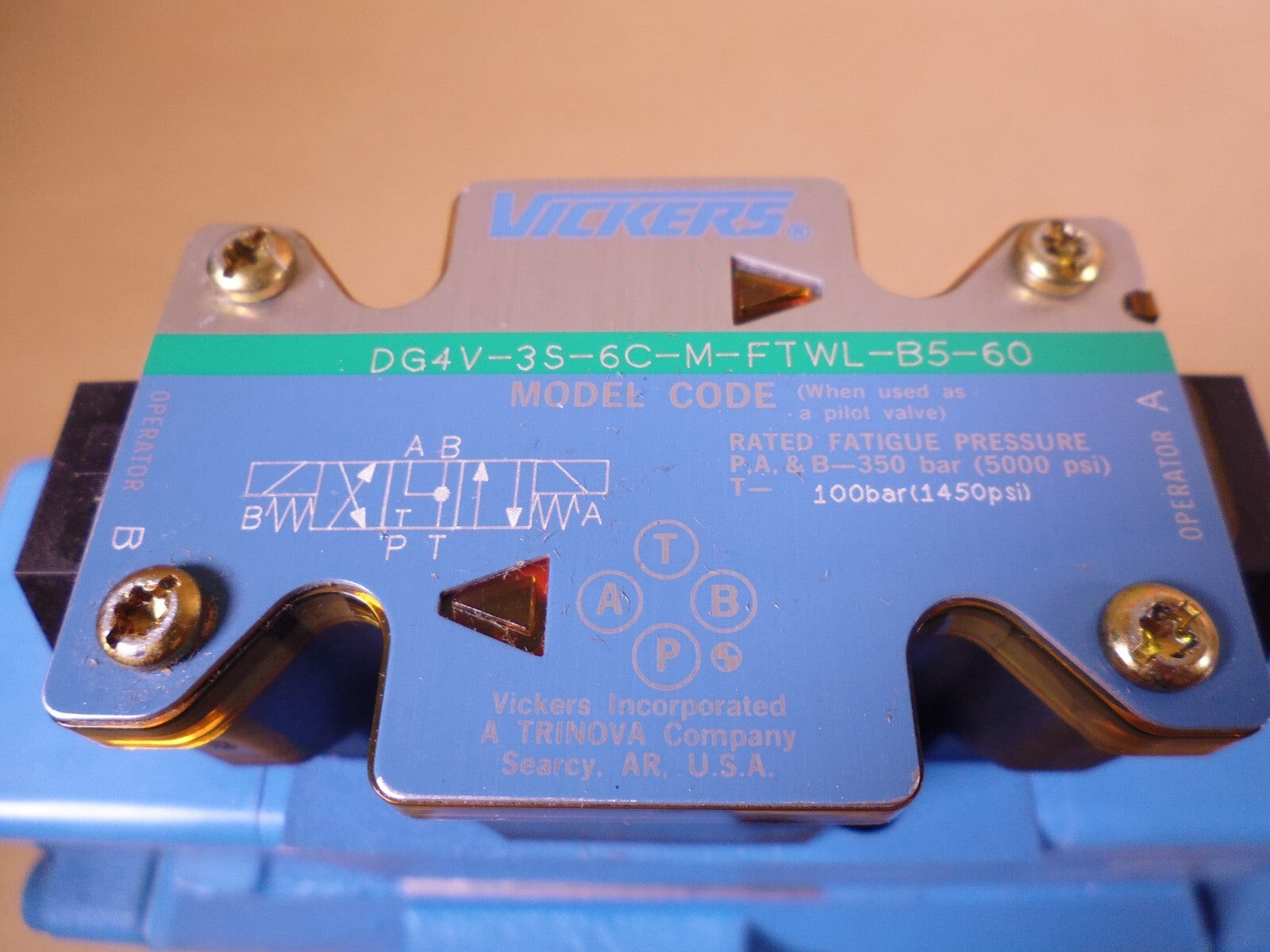 Vickers F3-DG5S-8-2C-T-M-FTWL-B5-30 Control Valve DG4V-3S-6C-M-FTWL-B5-60 | Industrial MRO Replacement Parts, Manufacturing Machine Parts &amp; Components, Heavy Equipment Parts Supplier