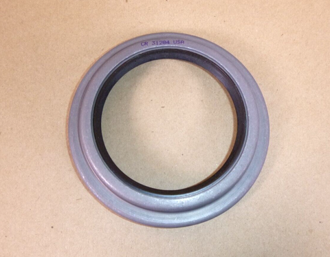 CR Seal 31284 CRWH2 Oil Seal, 3.125" ID 4.562" OD 0.750" W, Nitrile Rubber