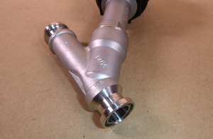 J4SSG16U5 Omal 2/2-Way Pneumatic SS Angle Seat Valve 3/4" Clamp Conn 16 bar | Industrial MRO Replacement Parts, Manufacturing Machine Parts & Components, Heavy Equipment Parts Supplier