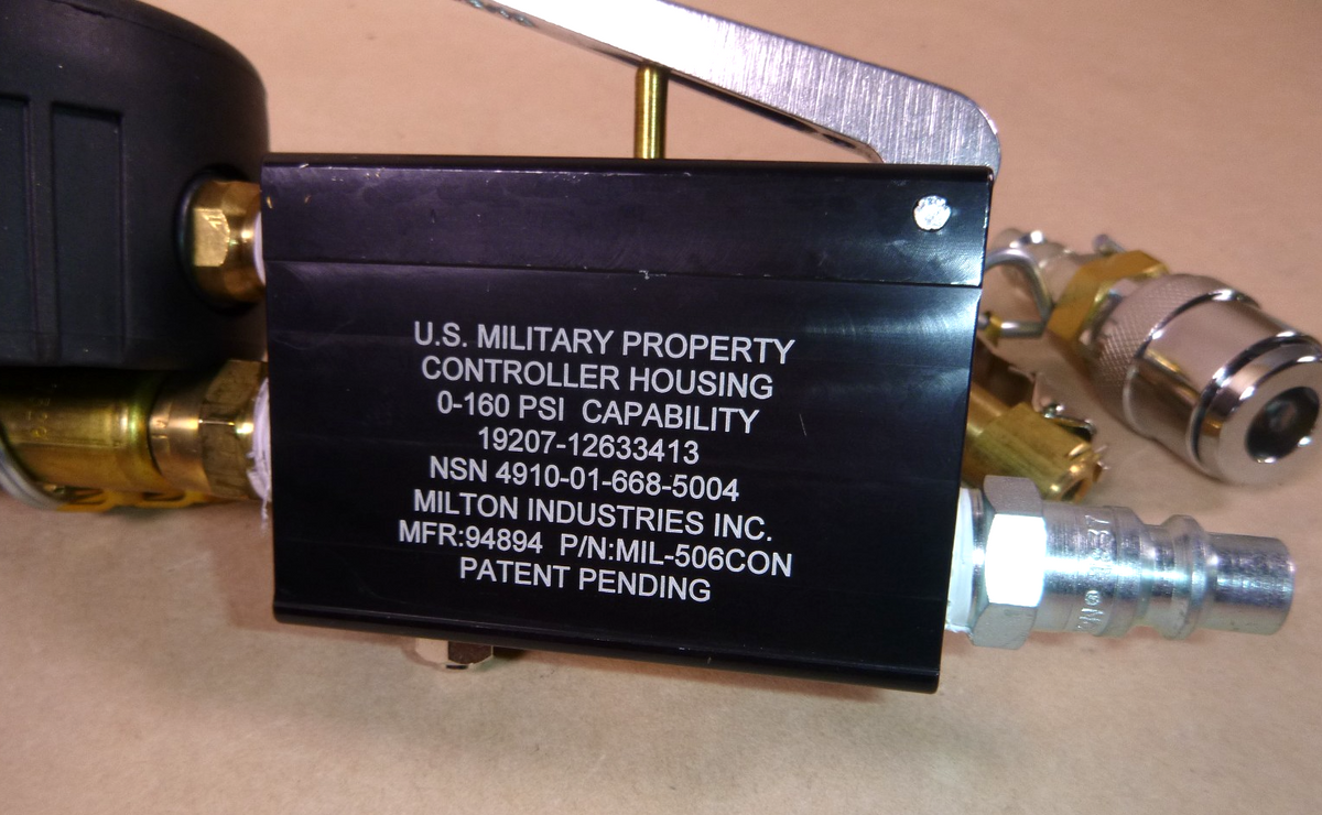 Milton Military Tire Inflation Gage 160 Psi With Standard and Large Chuck