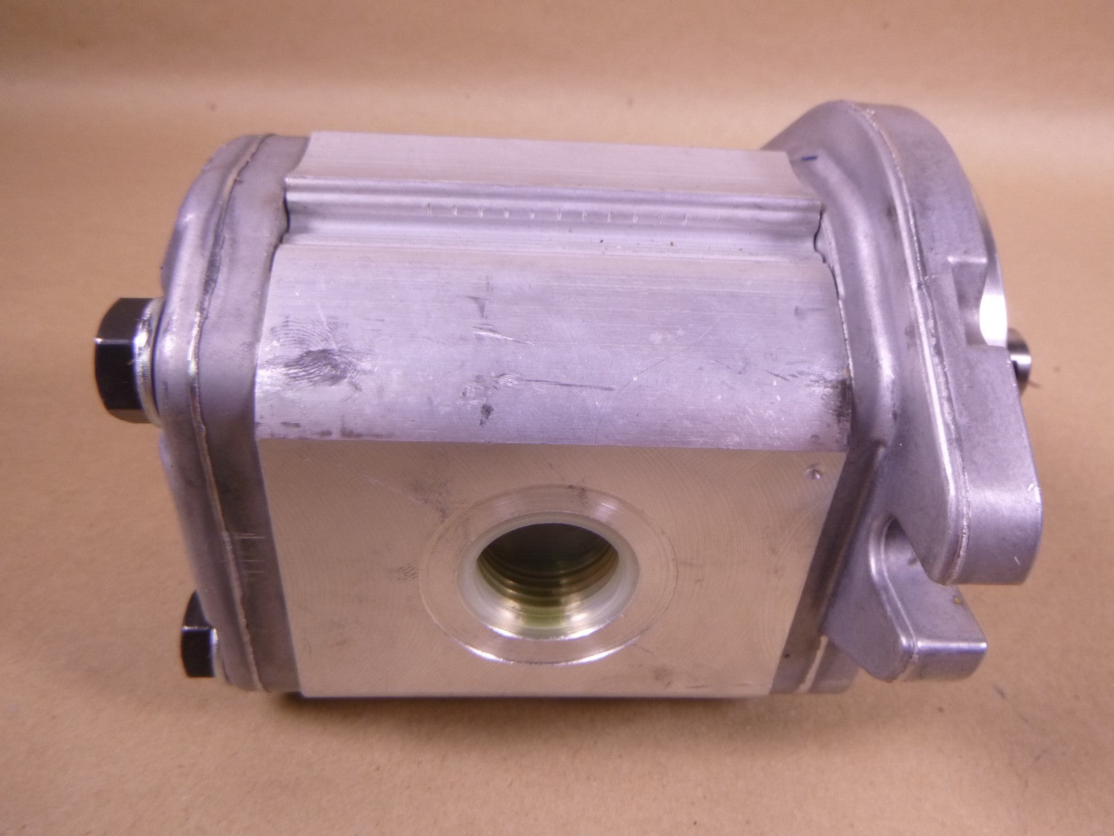 MARZOCCHI ALP2A-D-34 Gear Pump CW , 23.7cc , 11.27 GPM , 5/8" Shaft , 2000RPM | Industrial Electric Motors, Pumps &amp; Parts