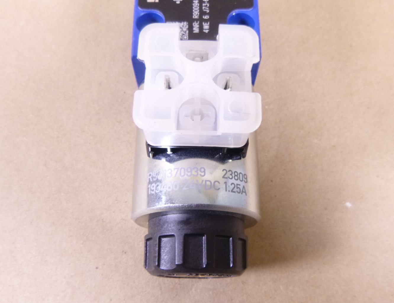 New Bosch Rexroth R900948650, 4WE6J73-6X/EG24N9K4/A12B08 Spool Valve 24 Vdc | Electrical MRO Replacement Parts &amp; Components and Commercial Electrical Supplies Company