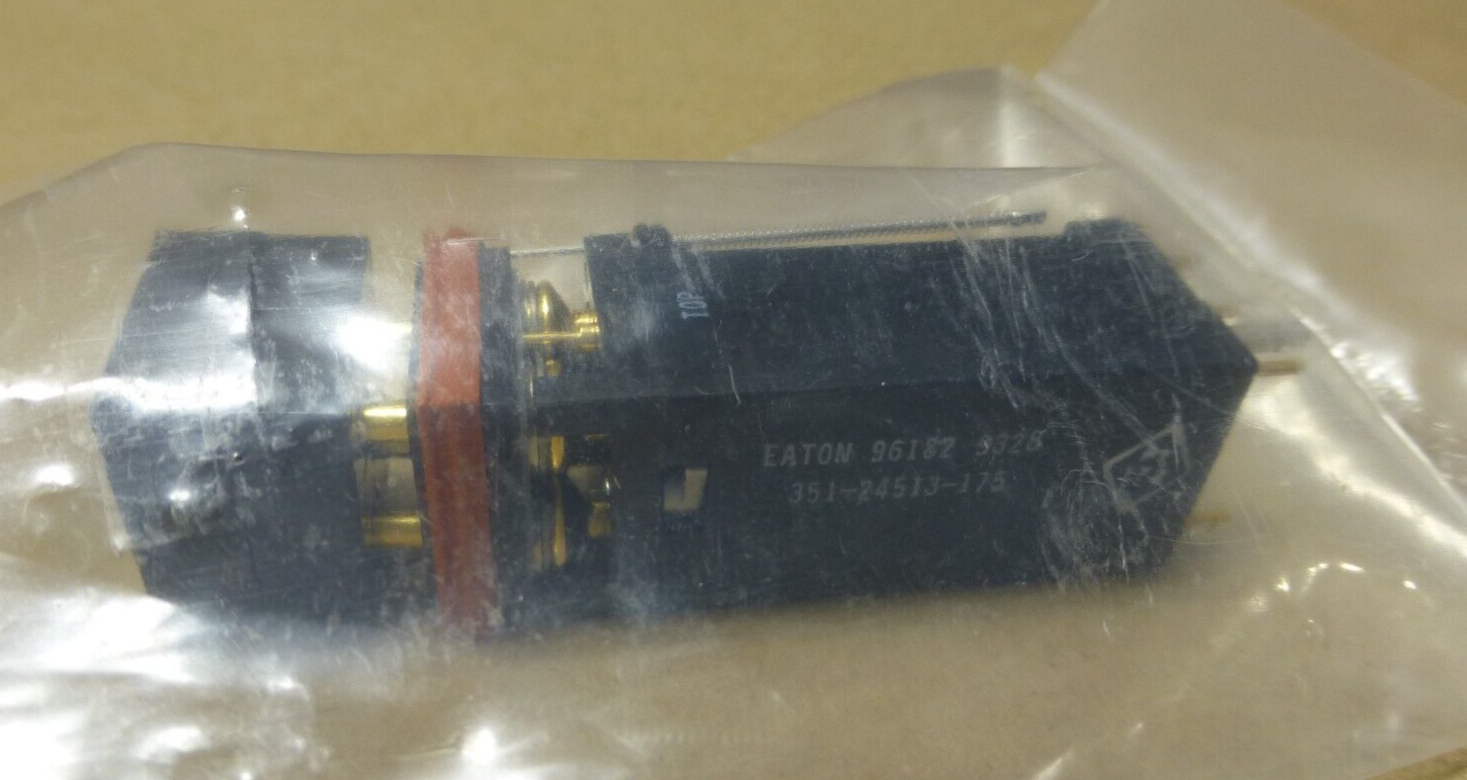 Eaton 351-24513-175 Indicator Light , 6210-01-259-1357 | Electrical MRO Replacement Parts &amp; Components and Commercial Electrical Supplies Company