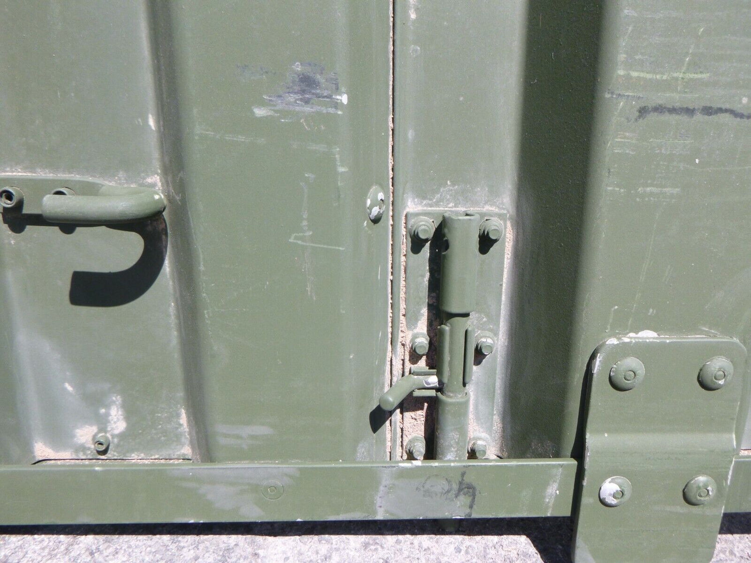 FMTV LMTV M1078 M1083 Cargo Bed Side Panel Green 12417337-001 , 2510-01-374-3119 | Genuine FMTV Replacement Parts, LMTV Parts For Sale and Military Surplus Medium Tactical Vehicle Parts &amp; Components