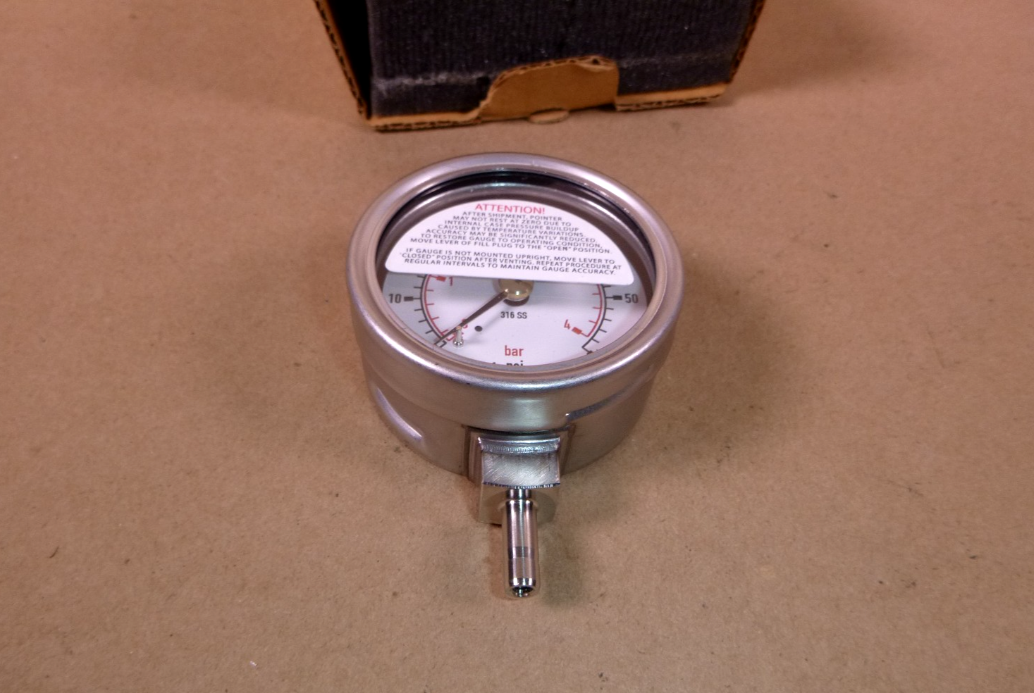 PGI-63B-PG60-LAQX-J Swagelok SS Pressure Gauge 0-60psi 2.5" Dial 1/4" Connection | Industrial MRO Replacement Parts, Manufacturing Machine Parts &amp; Components, Heavy Equipment Parts Supplier