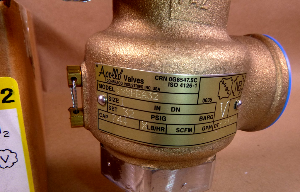 19-SFEA-32 APOLLO Bronze Safety Relief Valve 32 Psig, 1" MNPT x 1-1/4" FNPT | Industrial MRO Replacement Parts, Manufacturing Machine Parts & Components, Heavy Equipment Parts Supplier