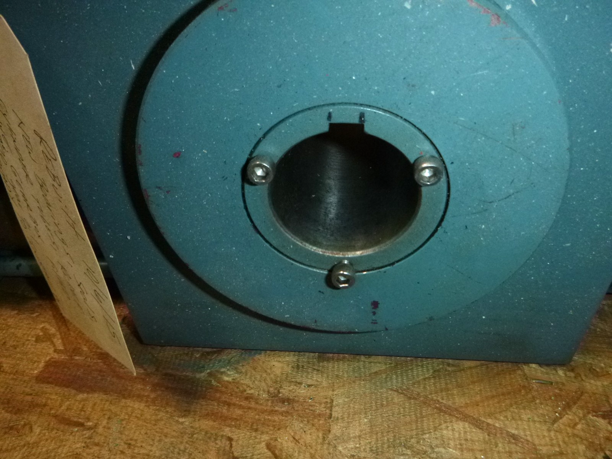 MOOG H133-190-AECQ-ET-MS1-RKH-N Hydraulic Rotary Actuator 2000 Psi 190° Rotation