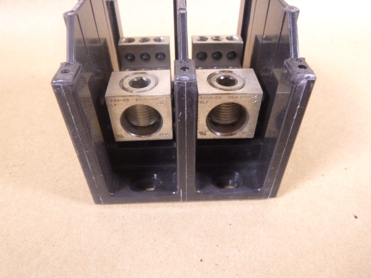 New Bussmann 16323-2 Power Distribution Block 310 Amp 600 Volt 2 Pole to 6 Pole | Electrical MRO Replacement Parts &amp; Components and Commercial Electrical Supplies Company