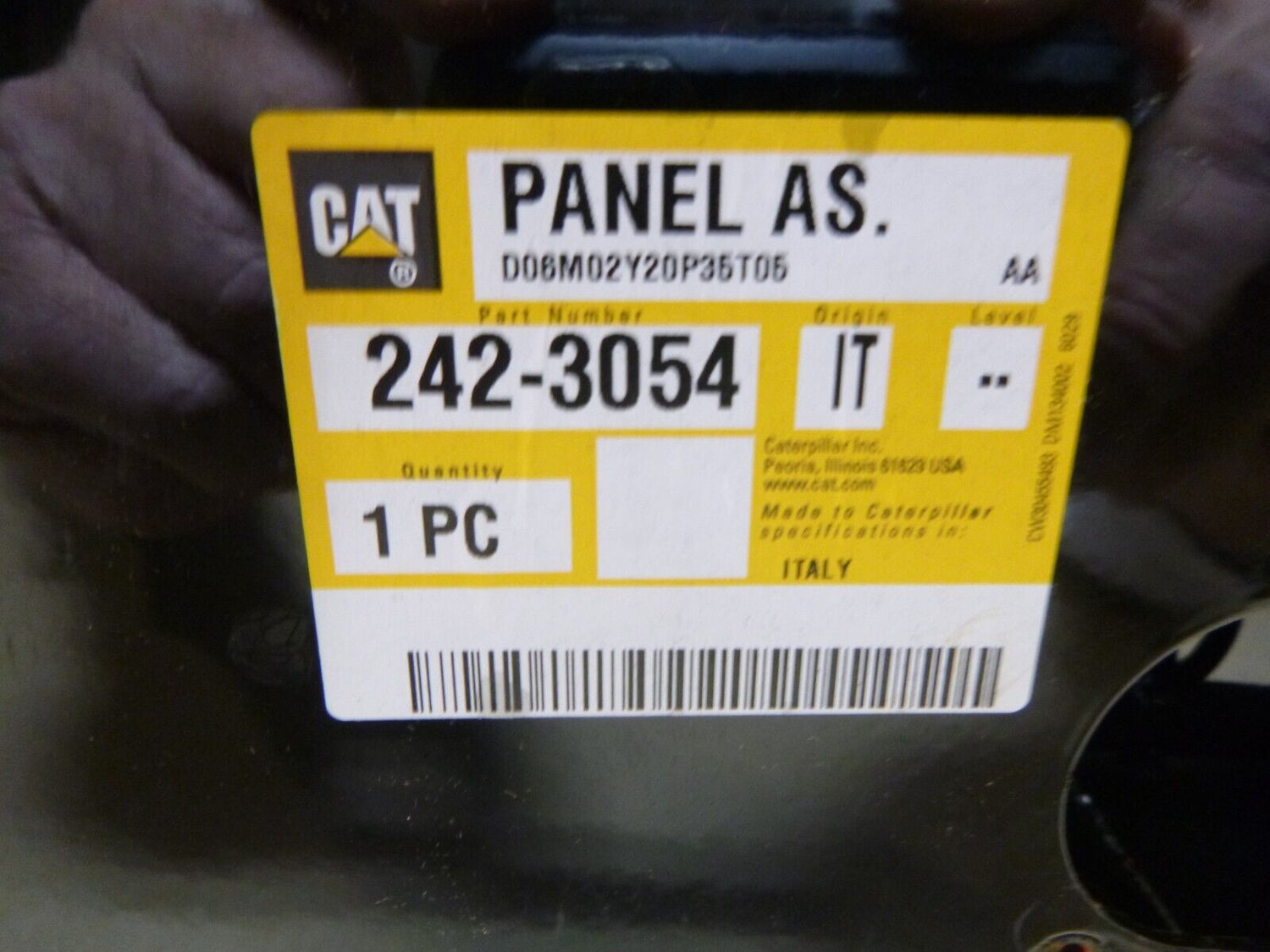 New Genuine Caterpillar Fuse Panel Junction Box 242-3054, 2423054 | Industrial Tractor Parts Supplier and Surplus Tractor Parts &amp; Accessories