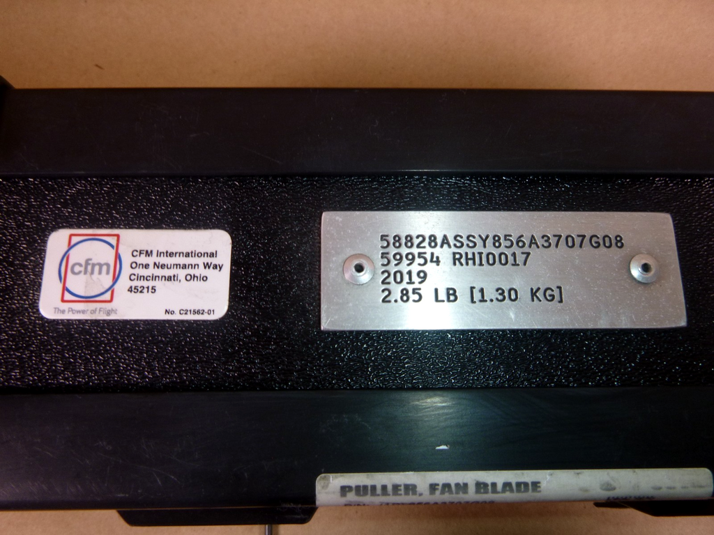 856A3707G08 Fan Blade Puller Tool Set