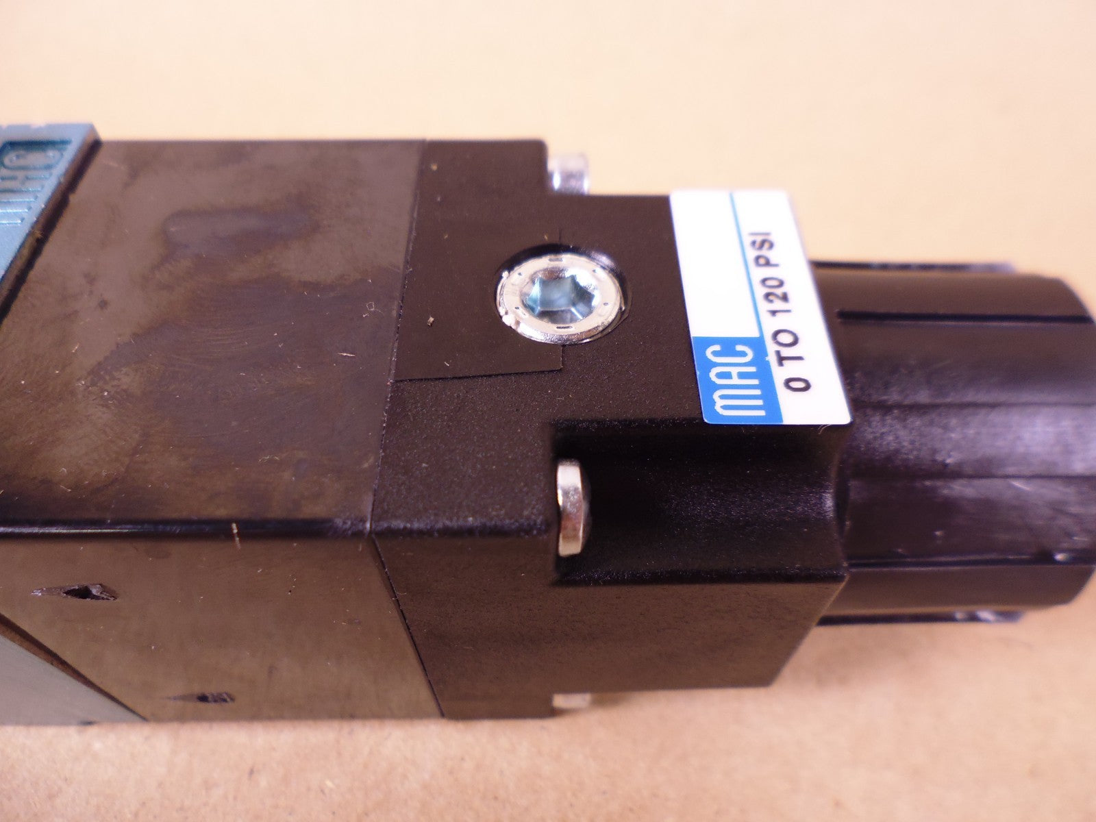 NEW Mac PR82A-GACA Sandwich Pressure Regulator With Manual Adjustment Knob PR82A | Electrical MRO Replacement Parts &amp; Components and Commercial Electrical Supplies Company