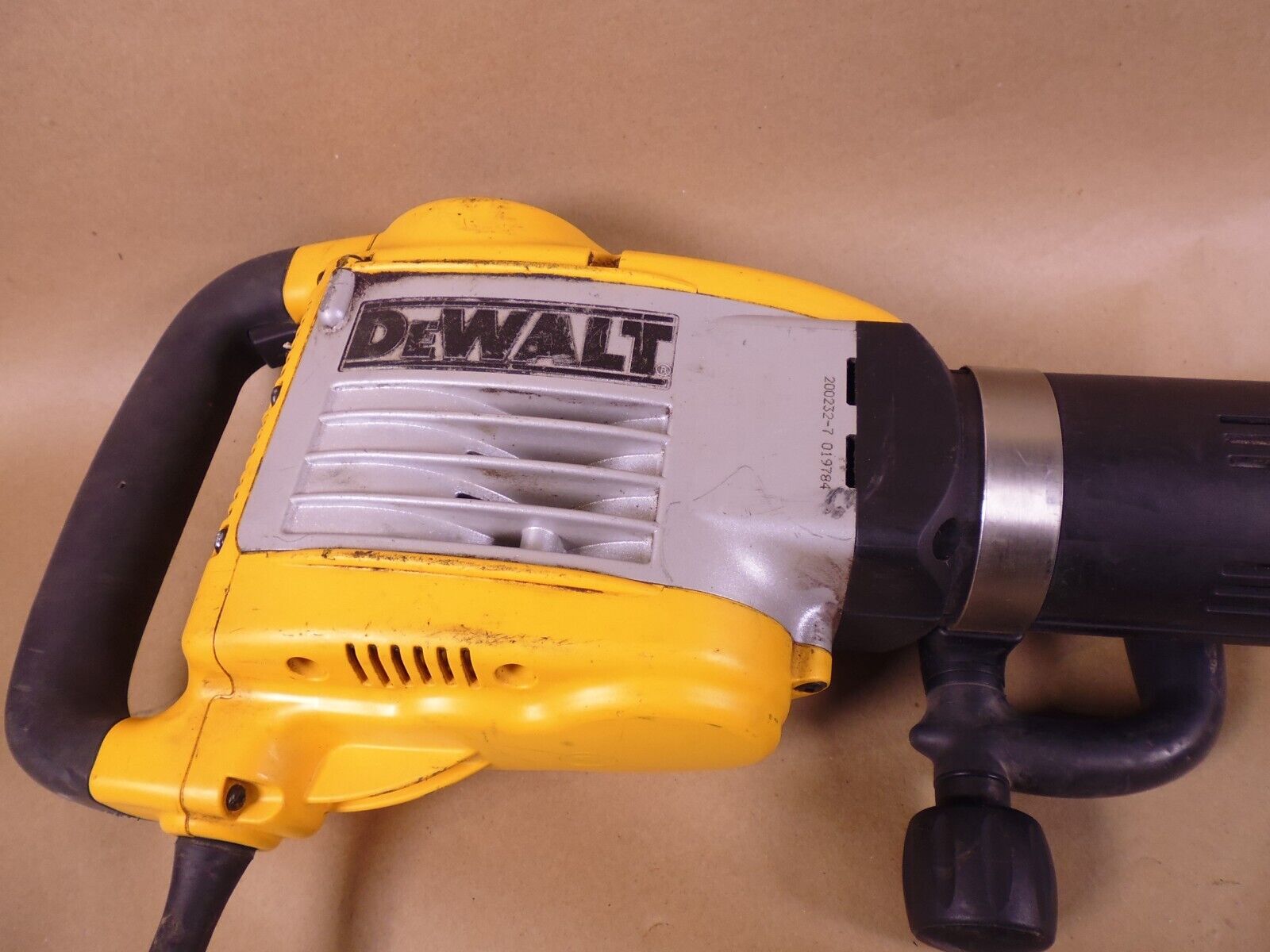Dewalt D25940 Demolition Breaker Hammer 1620BPM 15A 120VAC w/ Case | Industrial MRO Tools and Replacement Industrial Equipment Components