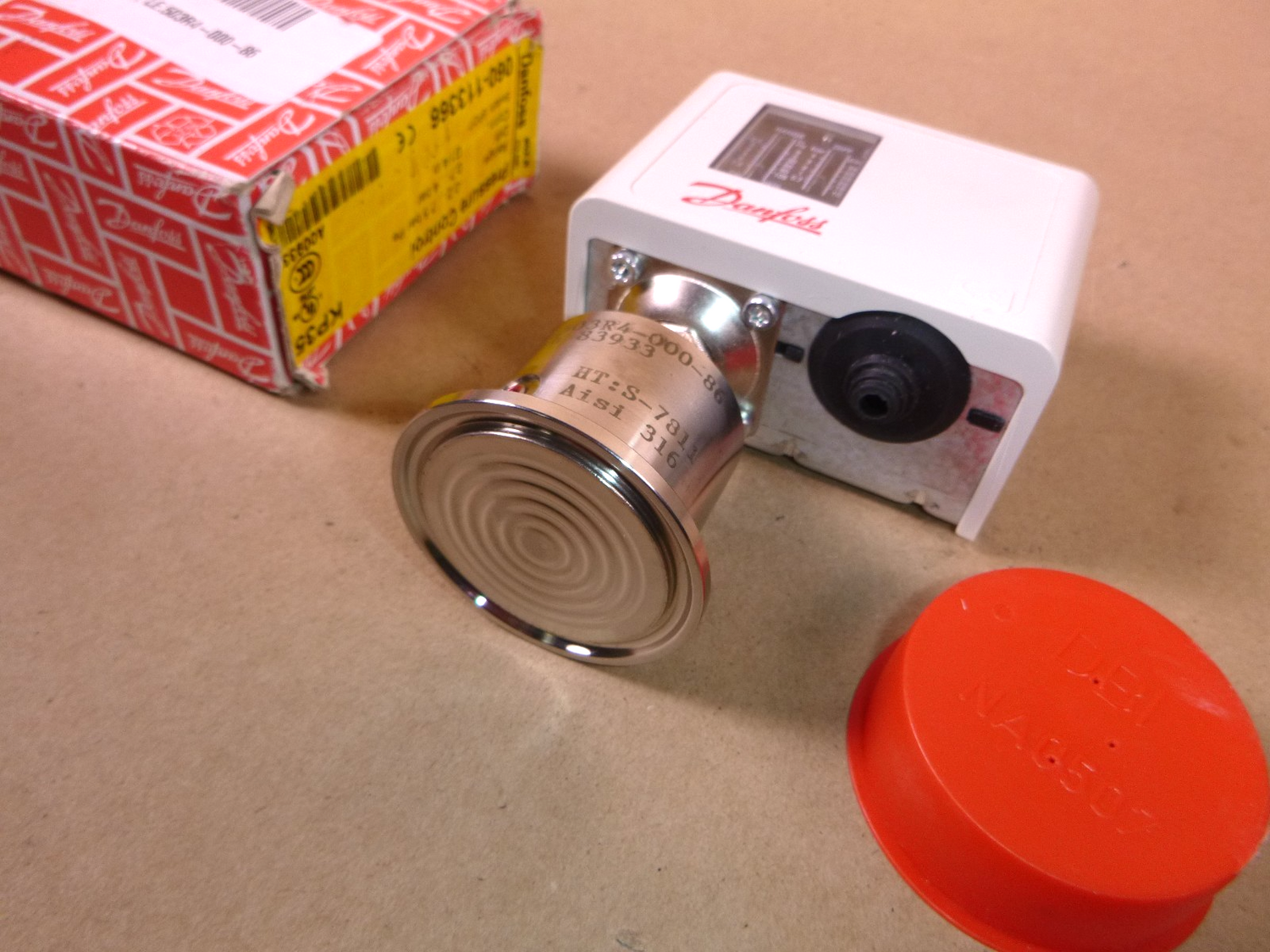 Steris 316 SS Tri Clamp Pressure Switch P15005928F, LE.503R4-000-86 Lyth 83933 | Electrical MRO Replacement Parts &amp; Components and Commercial Electrical Supplies Company