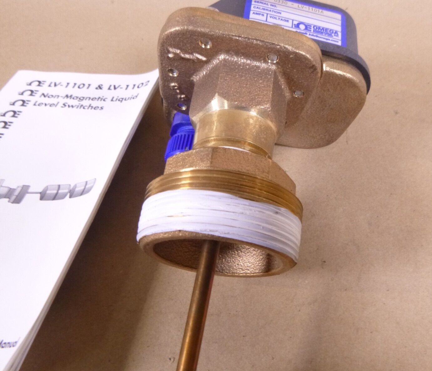 OMEGA Engineering LV-1101A Non Magnetic Liquid Level Switch 300 psi, SPDT, 15A | Industrial MRO Replacement Parts, Manufacturing Machine Parts &amp; Components, Heavy Equipment Parts Supplier