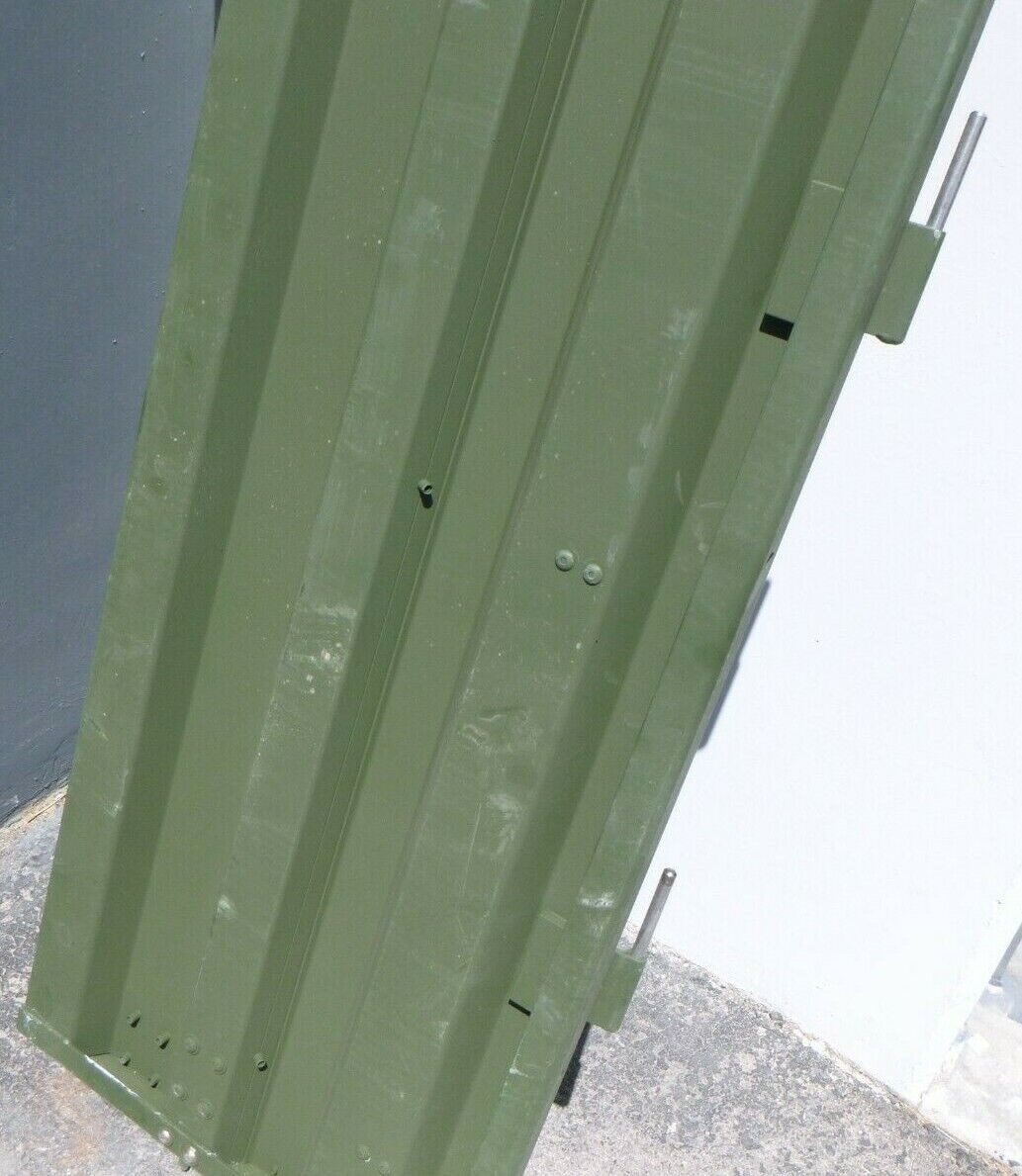 FMTV LMTV M1078 M1083 Cargo Bed Side Panel Green 12417337-001 , 2510-01-374-3119 | Genuine FMTV Replacement Parts, LMTV Parts For Sale and Military Surplus Medium Tactical Vehicle Parts &amp; Components