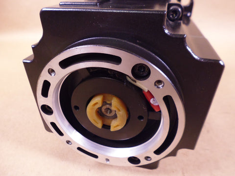 Kawasaki R2AA13200LCP2S ID 50601-1460 AC Servo Motor (No Encoder) *UNTESTED* | Industrial Electric Motors, Pumps & Parts