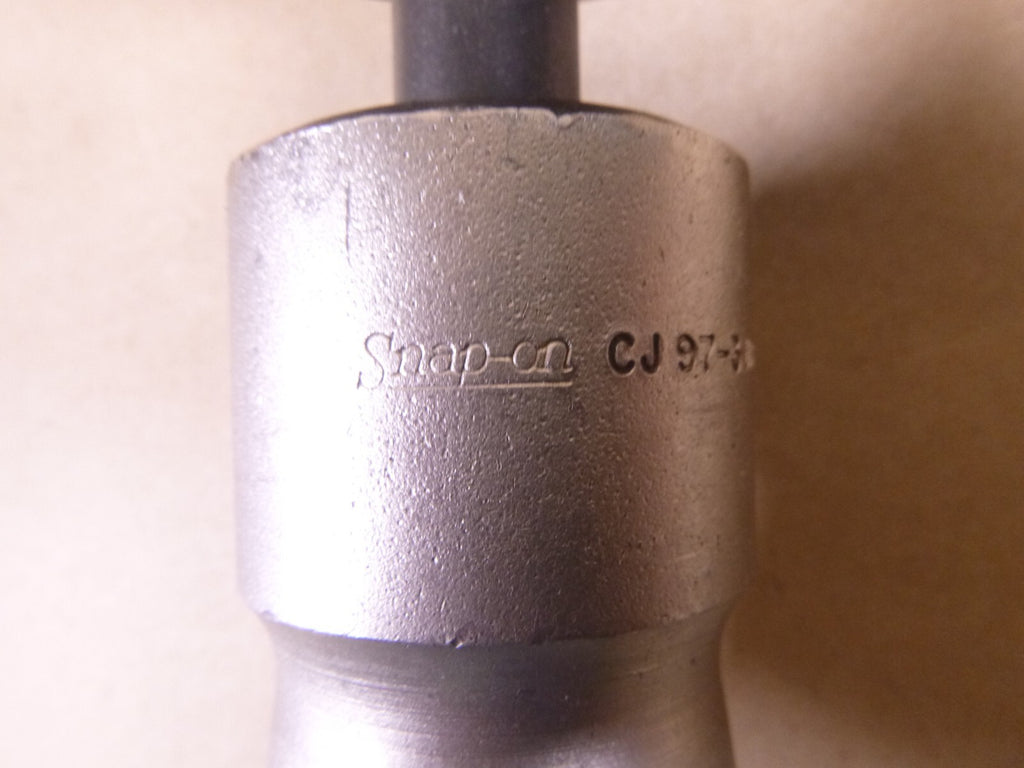 Snap On CJ105-4 Slide Screw With CJ97-3 Slide Hammer 3-3/4 Lbs. | Industrial MRO Tools and Replacement Industrial Equipment Components