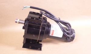 4Z133 Dayton Parallel Shaft 90 Volt DC Gearmotor 34 Rpm 1/20 Hp. 82 in-lb Torque | Industrial Electric Motors, Pumps & Parts